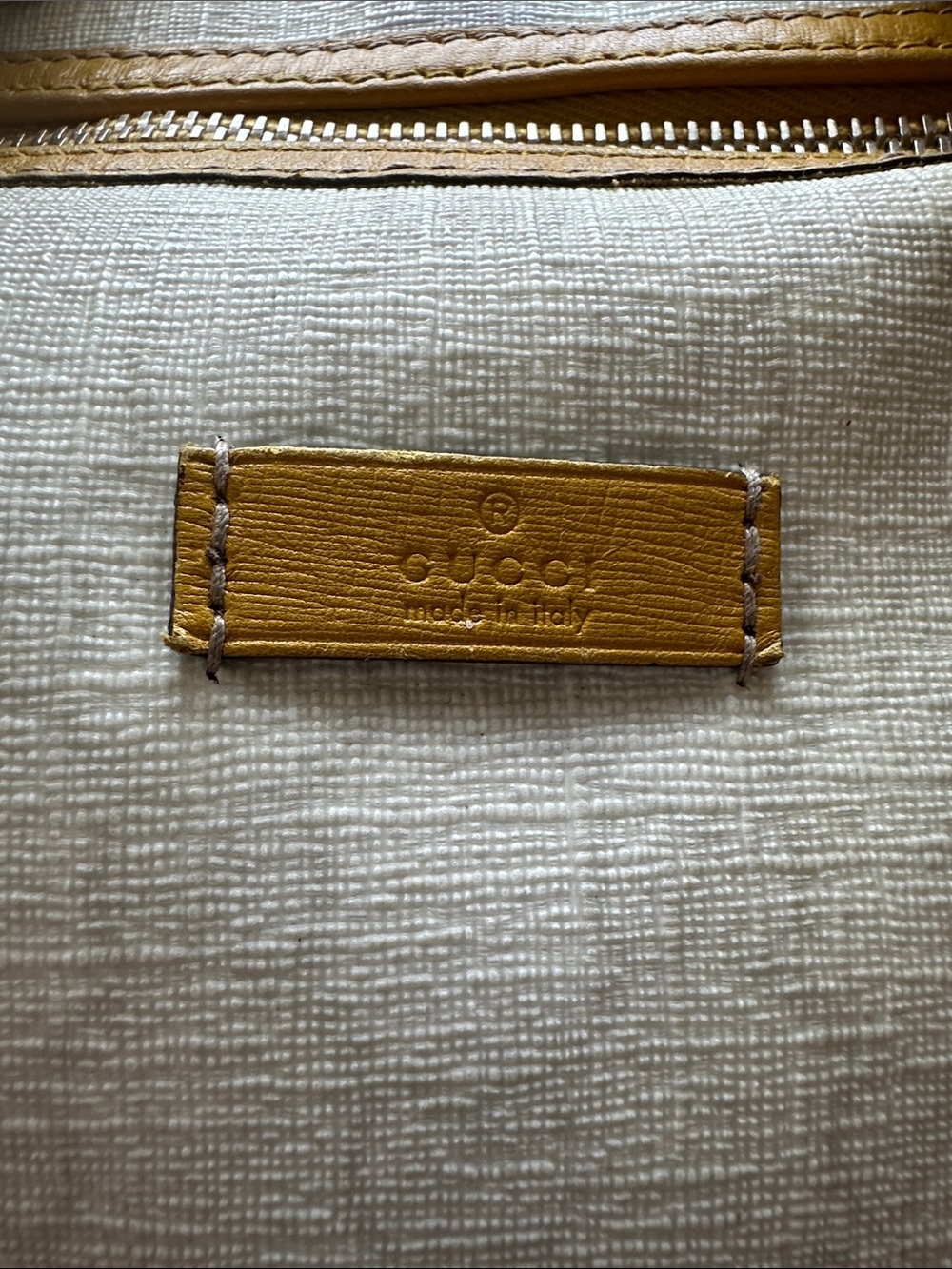 Gucci - Picture 2 of 9